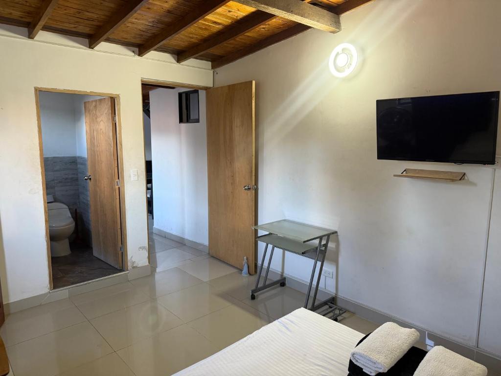 Apartamento cómodo con excelente ubicación - 4