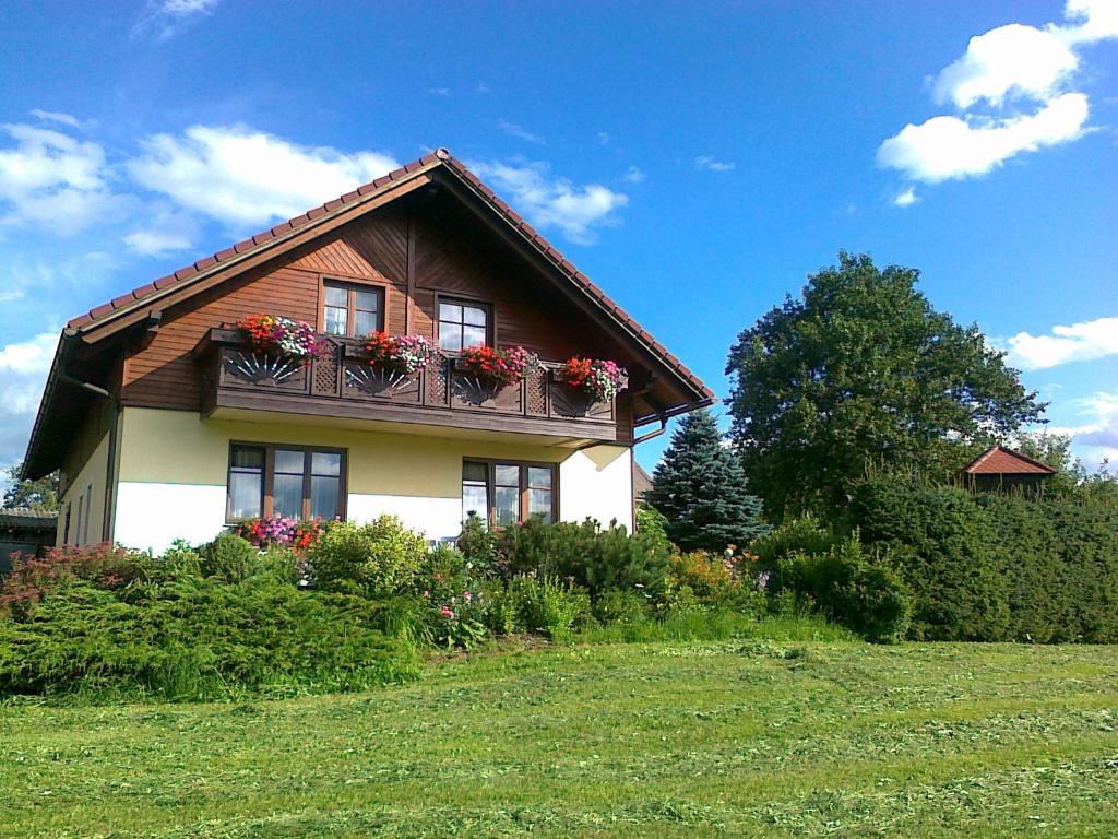 Urlaub am Bauernhof Familie Rößler vlg. Spor