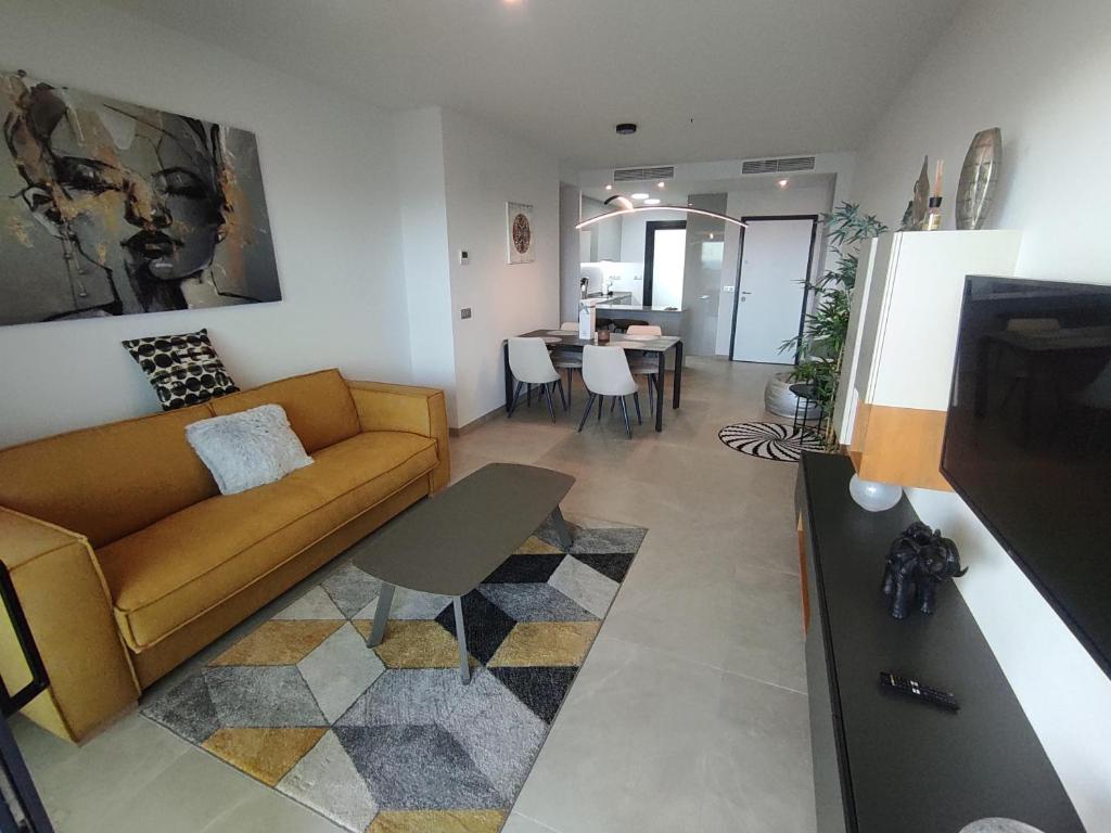 Sunset Cliffs Belissa, Benidorm