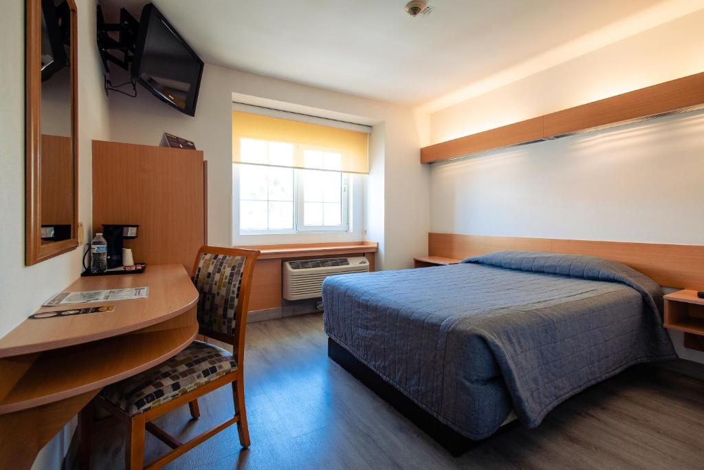 Hotel Intercity Zapopan - 3