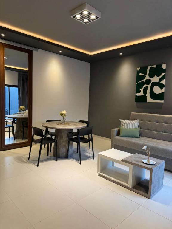 Isi house - 1