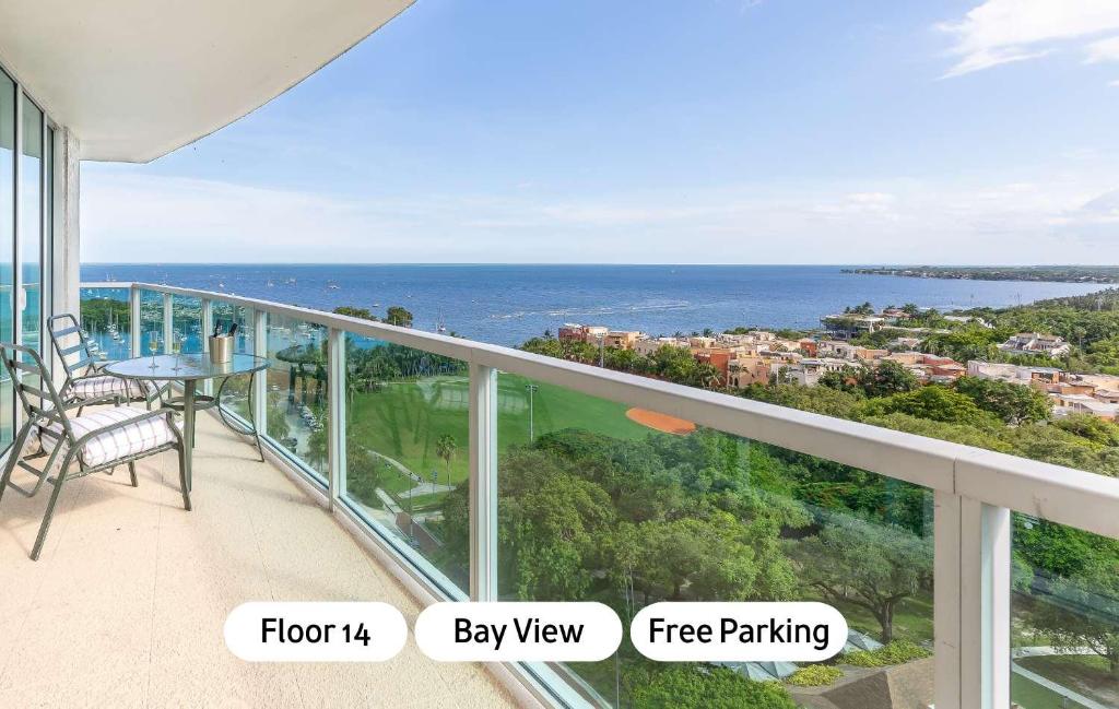 MVR - Designer Balconies Miami's Best Views, Miami