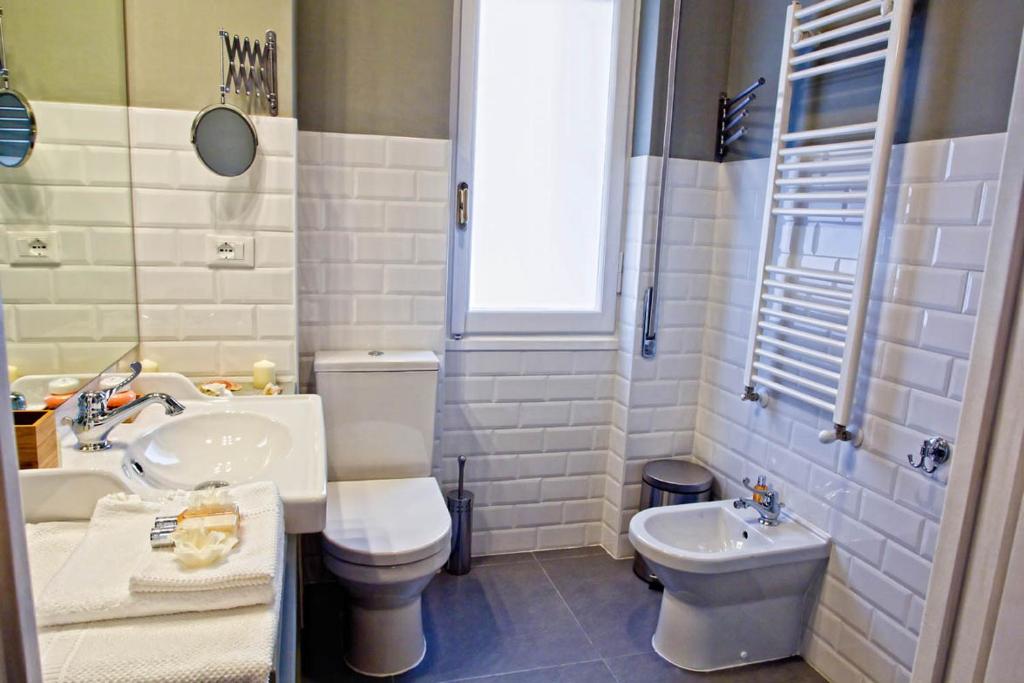 Apartment Via Alessandro Volta photo