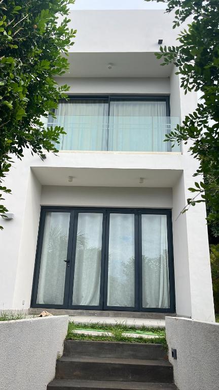 Azuri Mauritius - 3 Bedroom Townhouse, Roches Noires