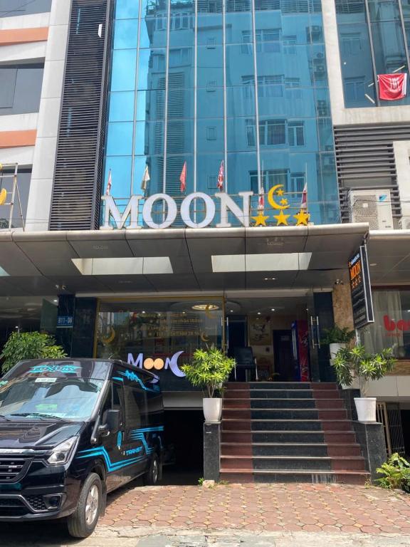 Moon Hotel 56 Truong Cong Giai