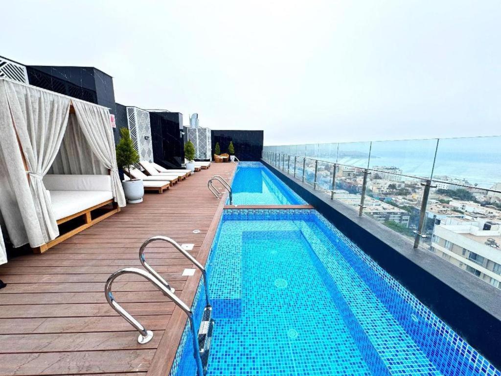 Modern Apartment in Barranco with a Pool - 5