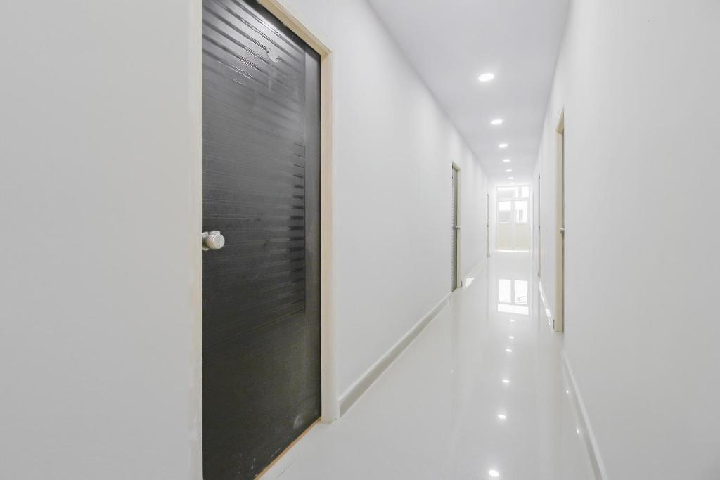 フロント・ロビー