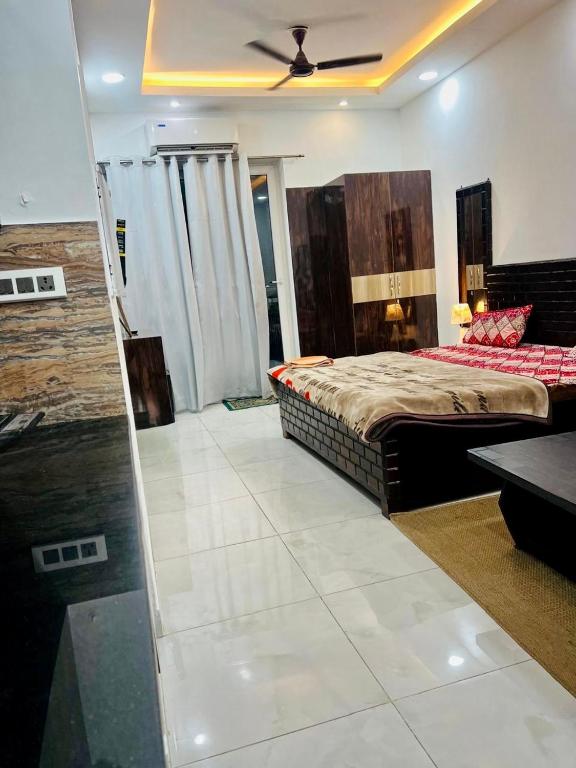 Cloud 9 Retreat, Noida