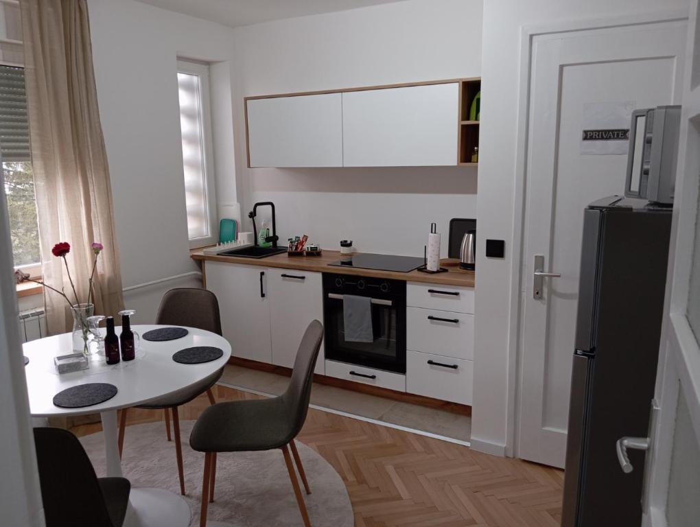 Apartman Leky, Tuzla