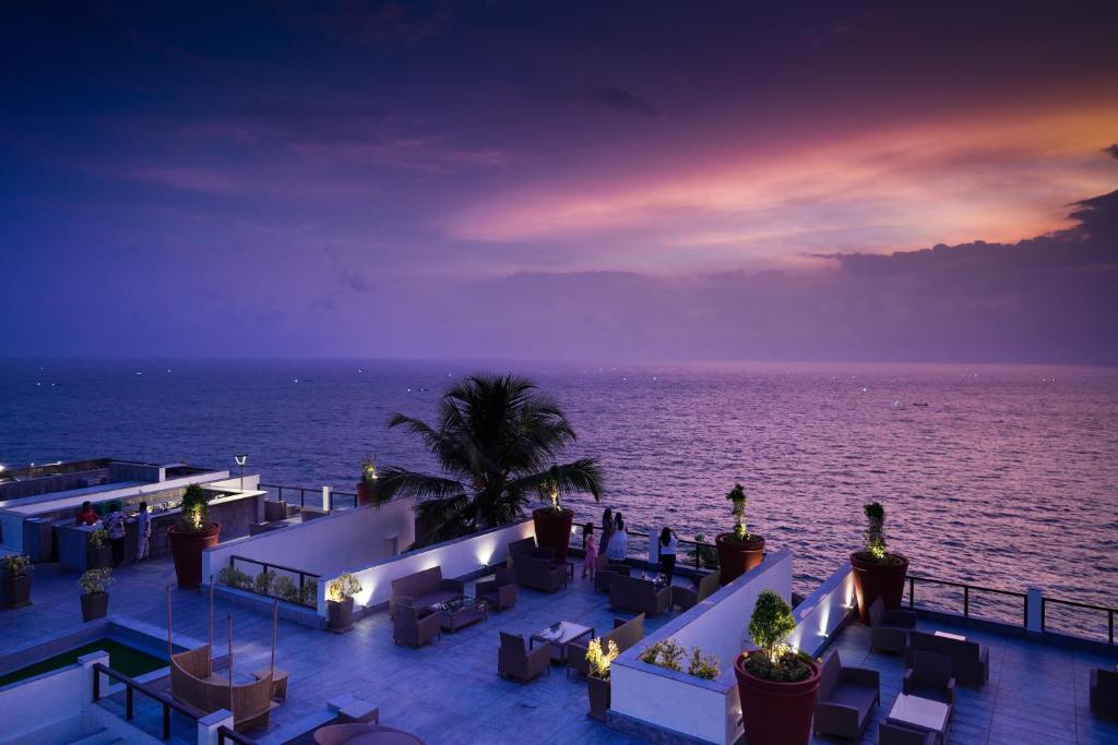 Bar/lounge