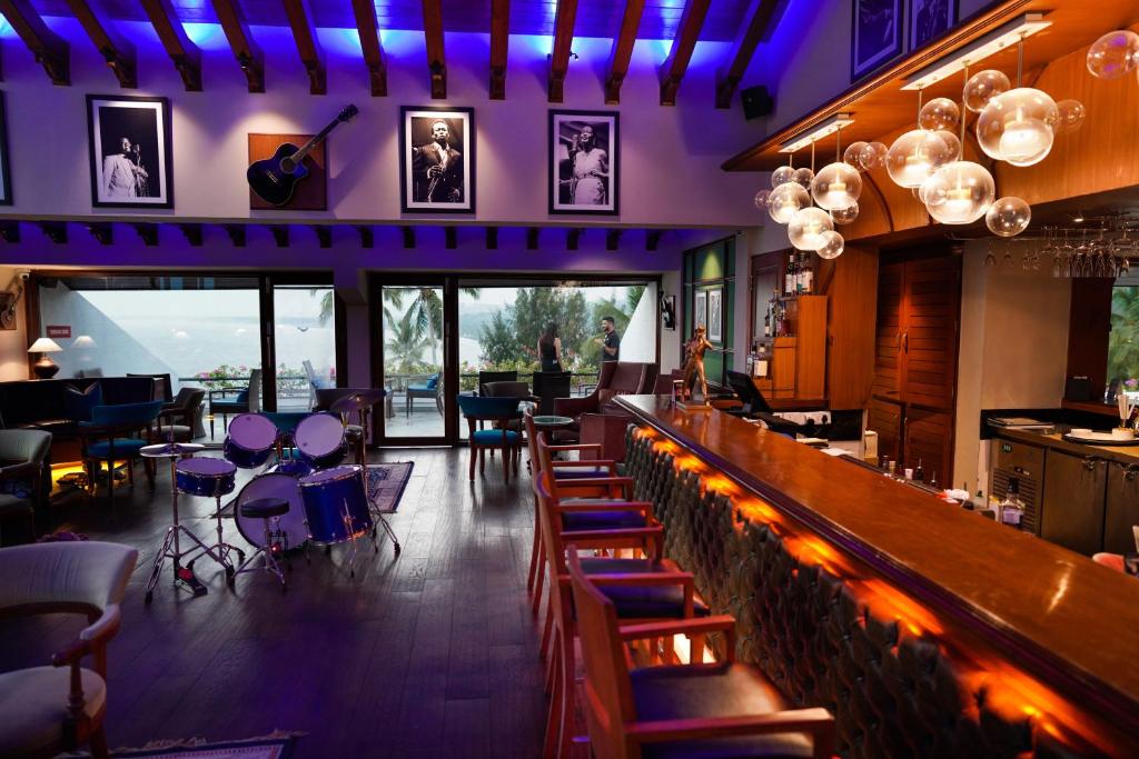 Bar/lounge