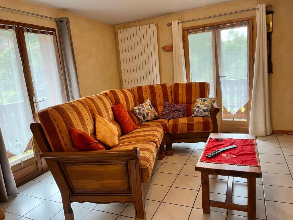 Chalet chaleureux au pied des pistes avec animaux acceptés - FR-1-624-184 - 2