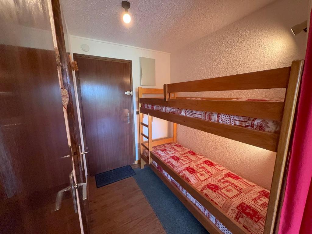 Studio cabine Les Saisies - 4 pers, vue pistes, balcon sud - FR-1-293-415 - 2