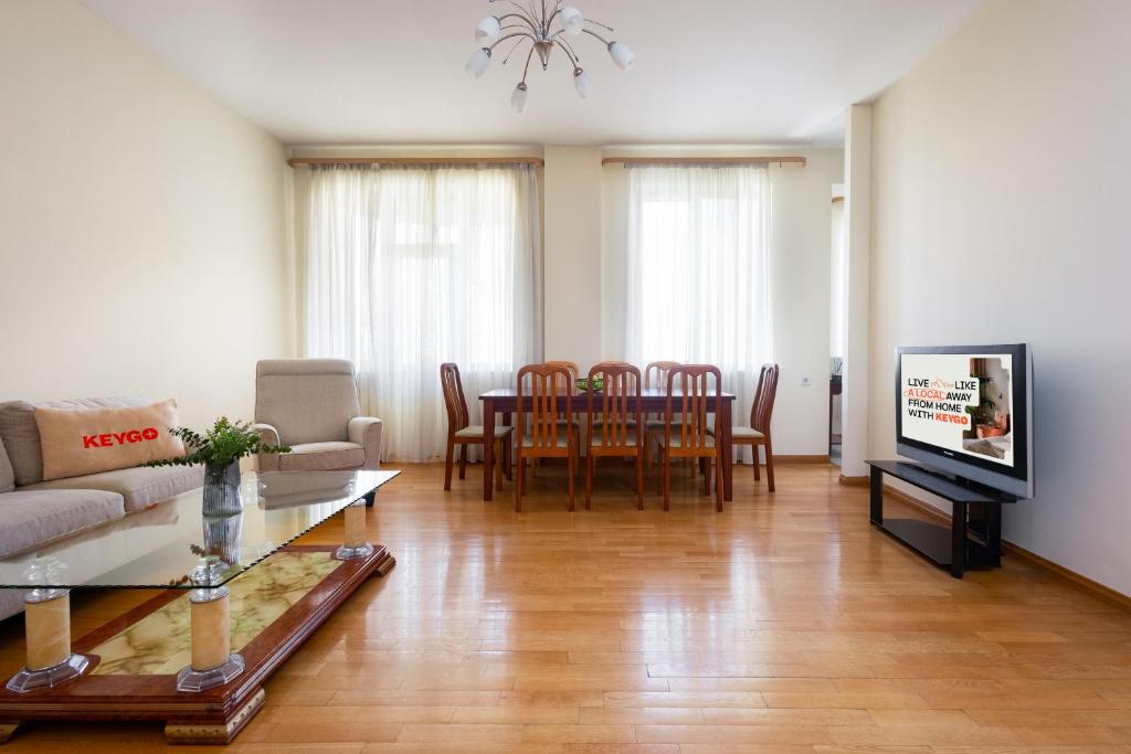 KeyGo #0185 is a comfort and coziness in the city, Jerevan