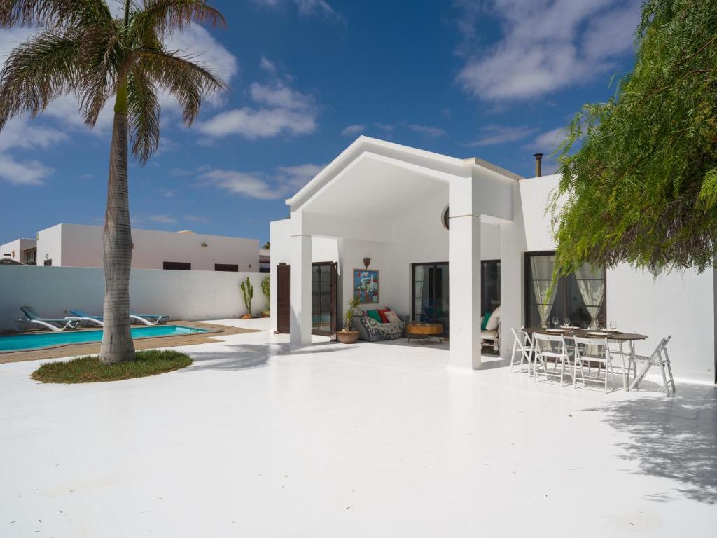 Villa Lola - VipVipVillas - 3