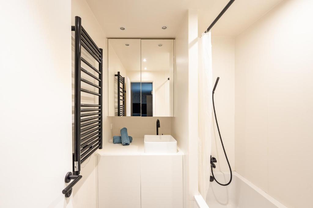 Elegant Flat - 6 Guests - Saint Germain des Prés - 5