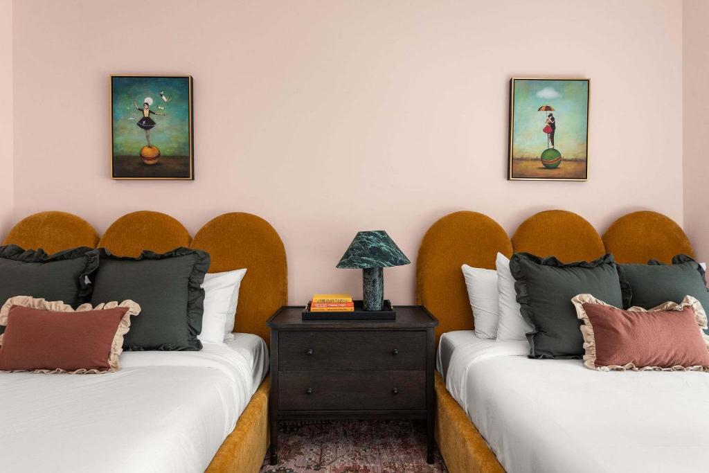 MIX at 8th & Argyle Elite Nashville Vacation Spot, Nashville