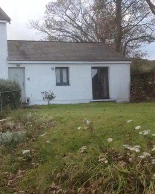 Remote getaway with stunning views, Conwy