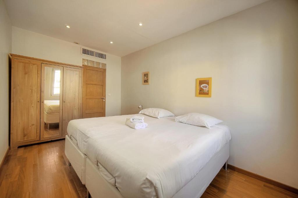 Spacieux 2 chambres BALCON, FELIX FAURE-COEUR DE CANNES A2B023 - 4