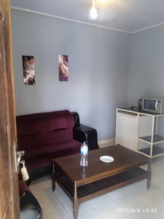 Cutting Edge Guest House, Lamin