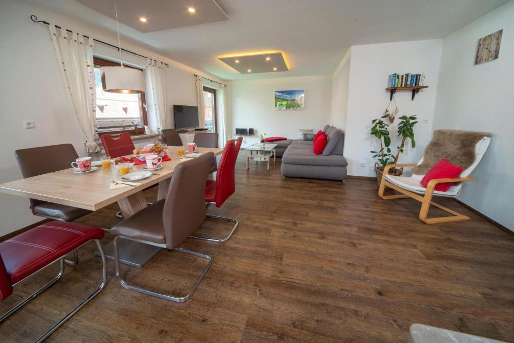 Ferienwohnung Alpenstyle 1 - 2