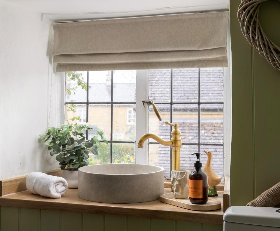 Country Chic Authentic Cottage, Bourton-on-the-Water photo 5