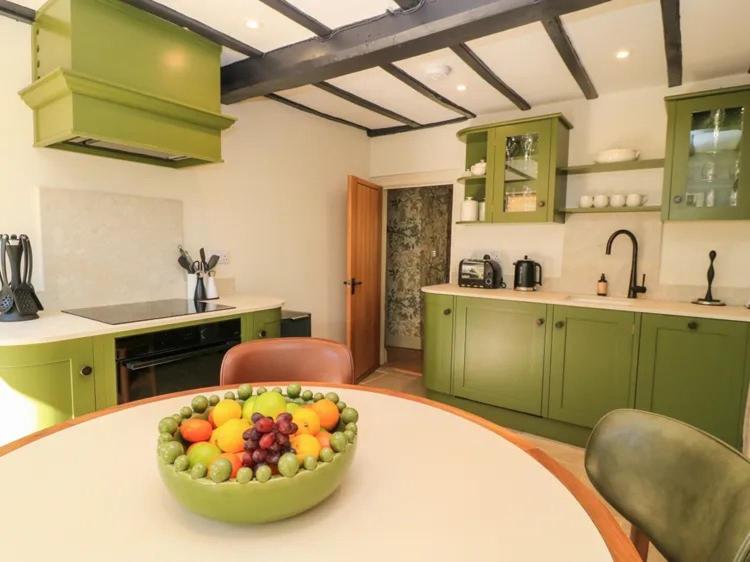 Bay House, Broadway photo 8