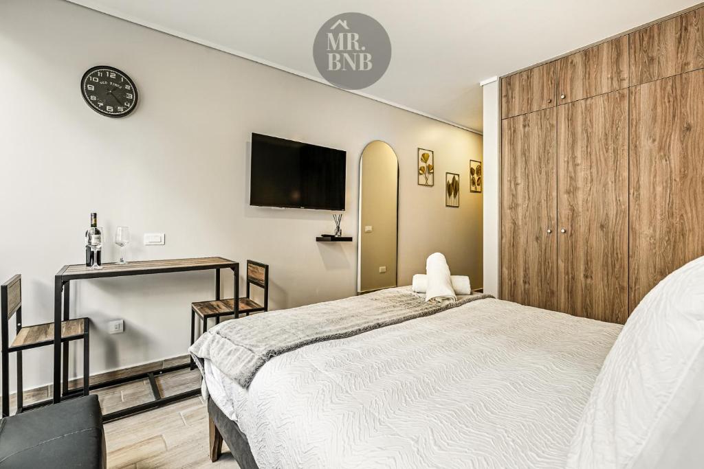 Serrano Studios by Mr BnB - 2