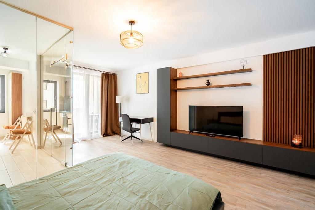 Central Riverside Studio 71 plus free parking, Bukurešť