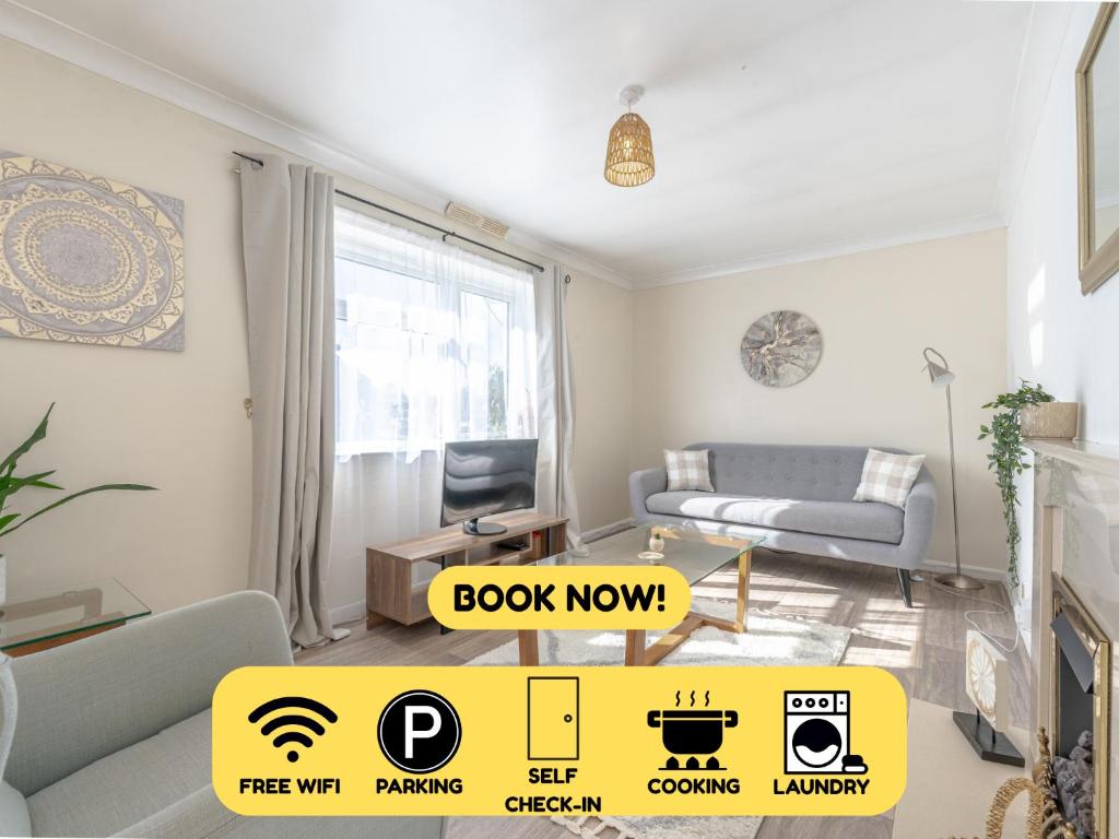 Simple Comforts - 2BR Flat with Free Parking in Newcastle-under-Lyme, Newcastle under Lyme