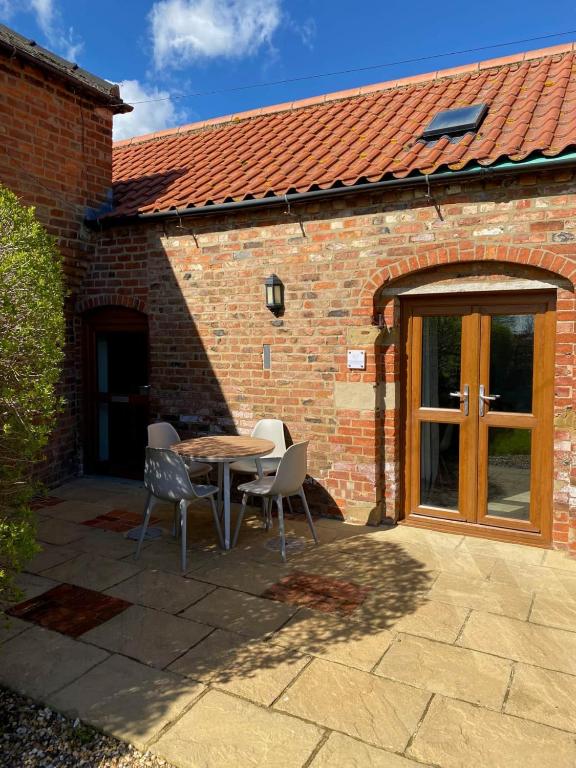 Covenham Holiday Cottages - Squirrel Cottage, Louth
