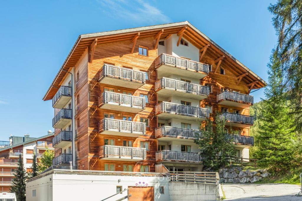 Les 3 Chevreuils l Ski in-out l Parking l By CosyHome - 3
