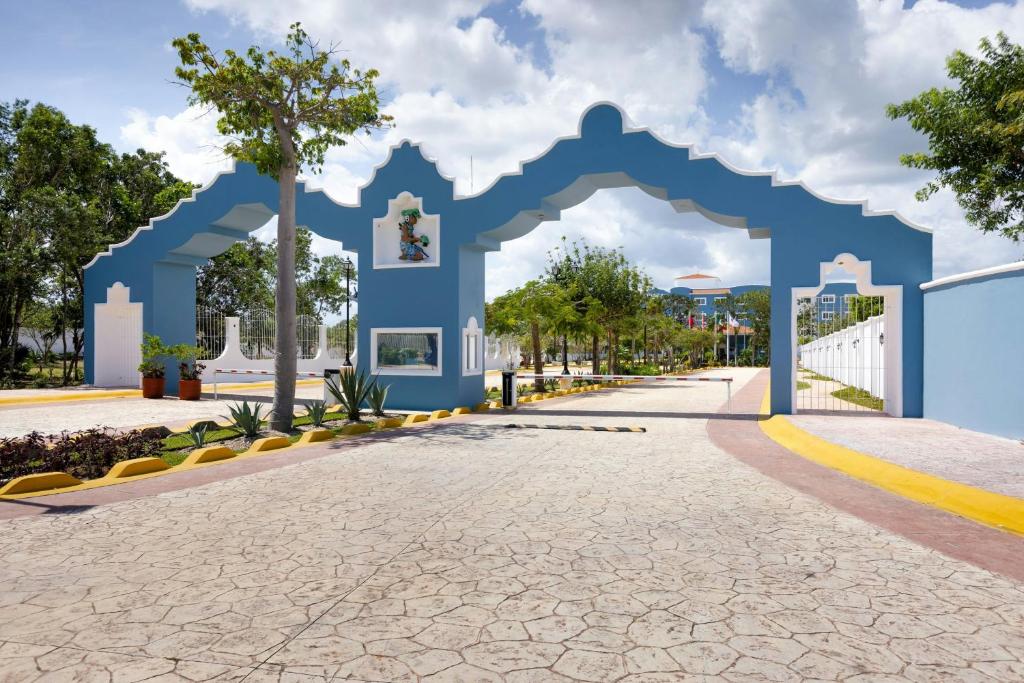 Courtyard by Marriott Cancun Airport - 3