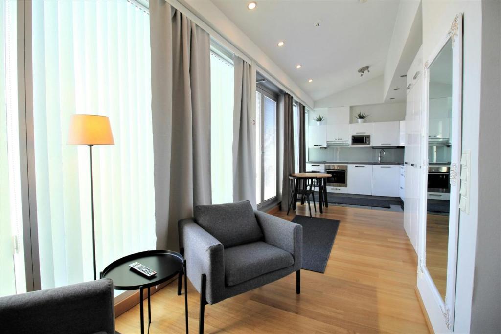 Central Studio for 2, Lahti