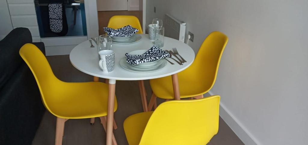 Pearl Bay - One bedroom Luxury Apartment in St Albans, Saint Albans