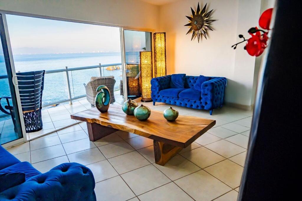Oceanfront 9BR Up to 40 pax - 2