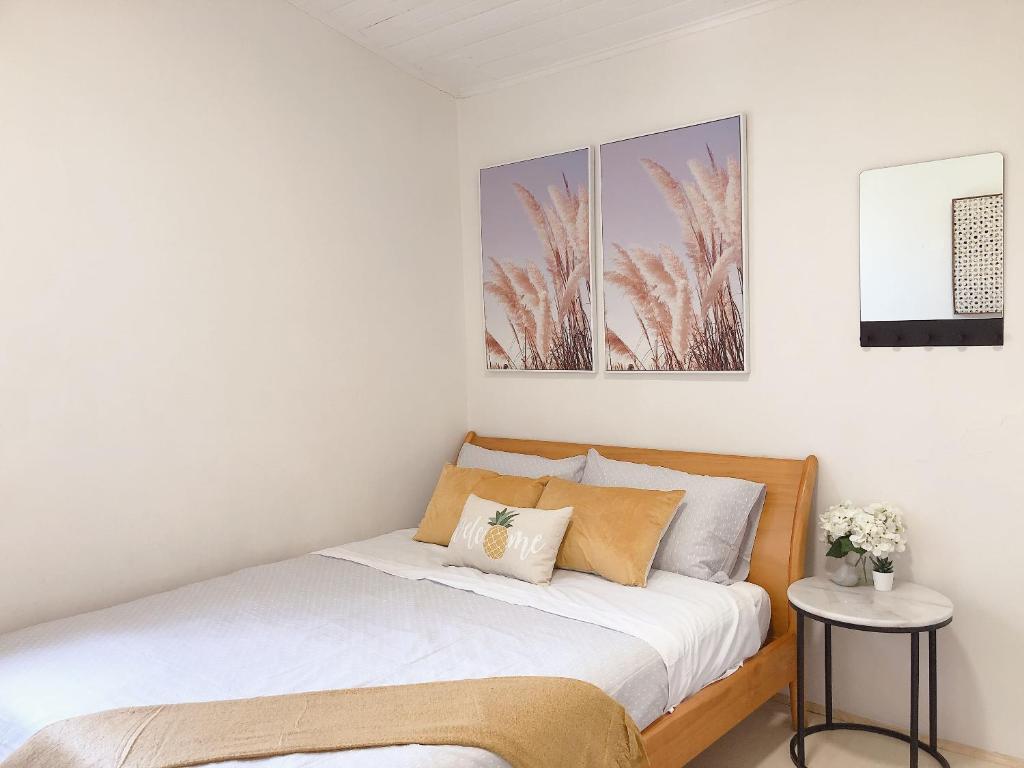 Quaint Double or Queen Room - Mins to Stations&UNSW - Shared Bathroom, Sydney