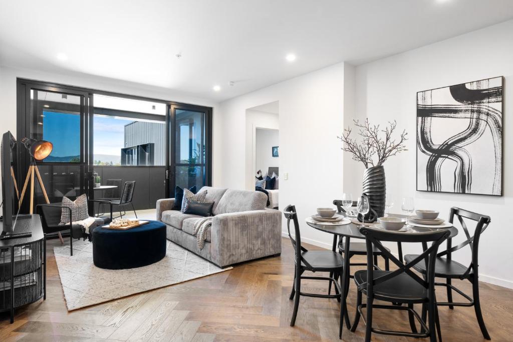 The Aria on Prospect - Where Style meets Local Life, Prospect