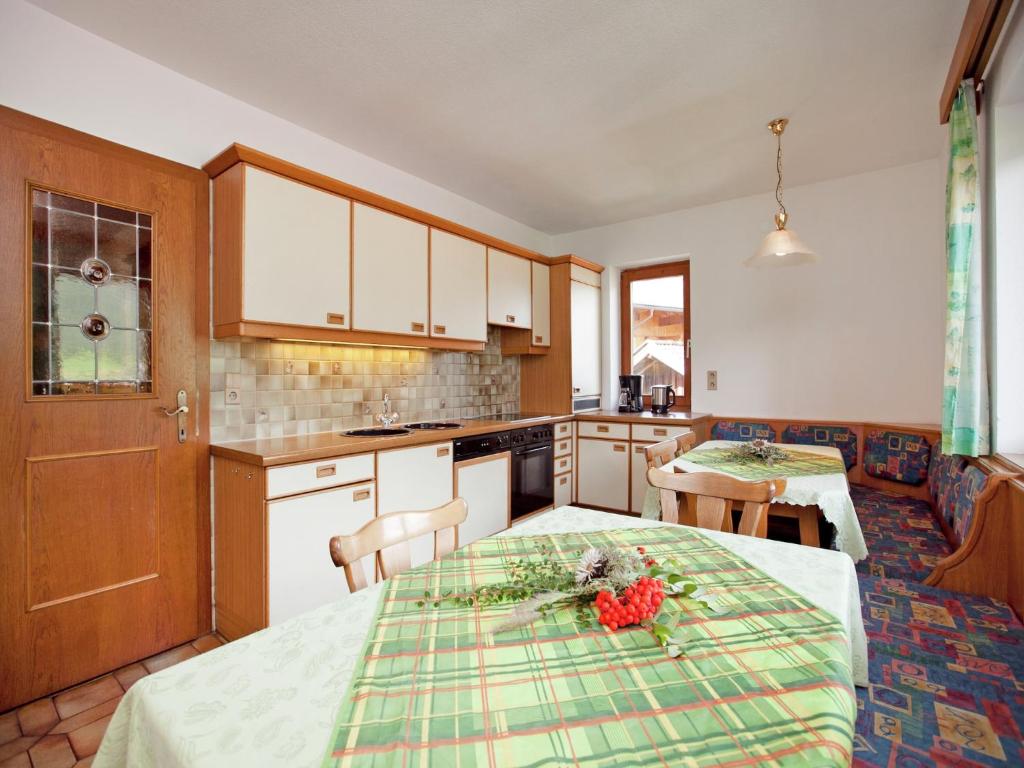 Beautiful apartment in Fugen Zillertal - 2