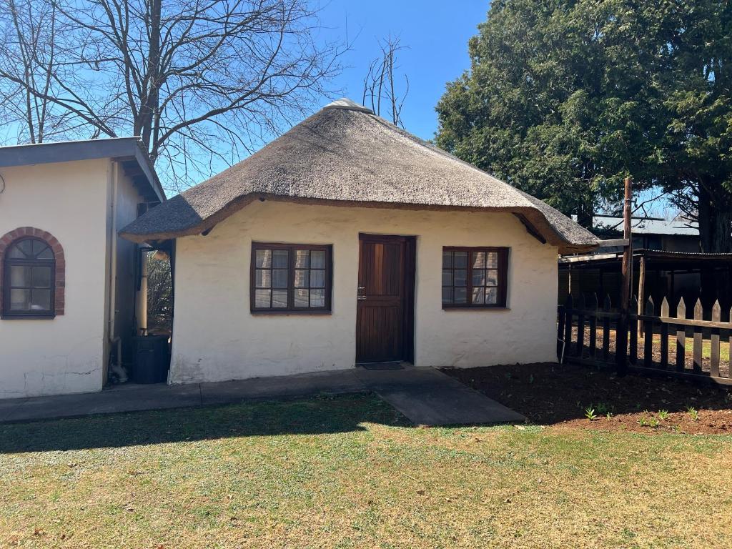 Pavlovna Comfy 4 Cottage, Himeville