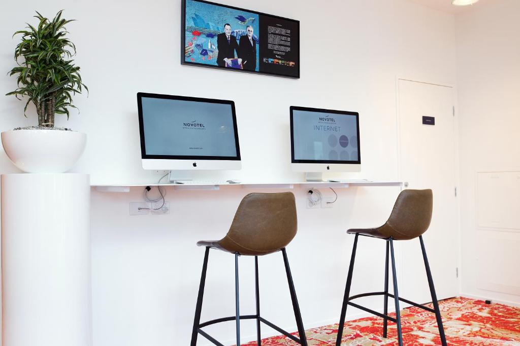 Business center