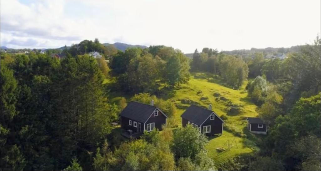 Cabin with a view to water, Fitjar