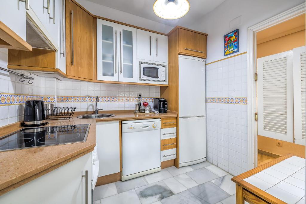 Apartamento Azonaicas, pleno centro de Córdoba y parking incluido - 5