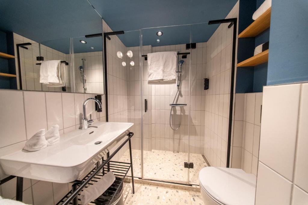 HOP Apartments & Suites - 4