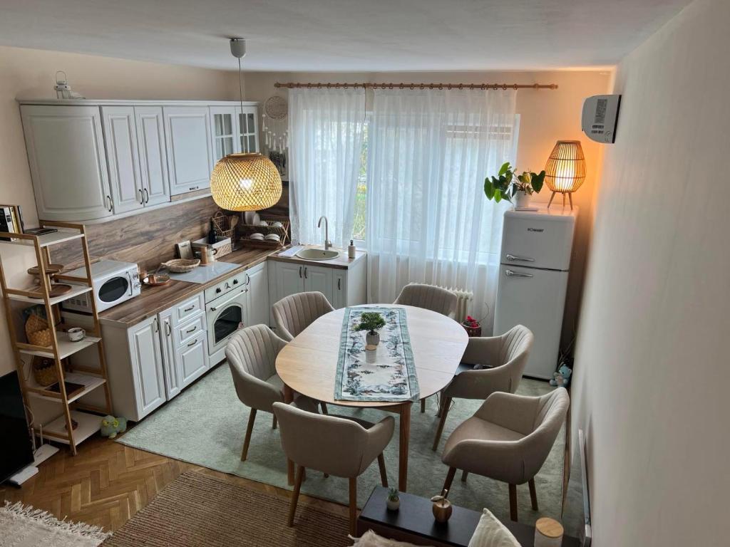 Lovely cozy vintage apartment, Kyustendil