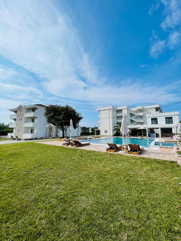 Riverside Apartments - 2