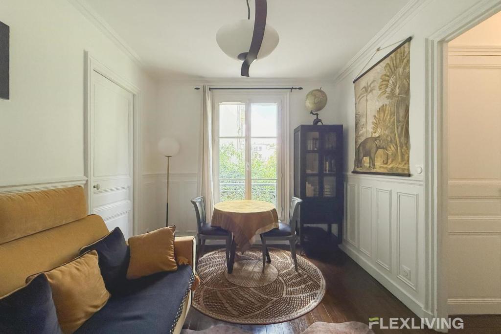 Charming - One-Bedroom Apartment in Paris 5th - 2