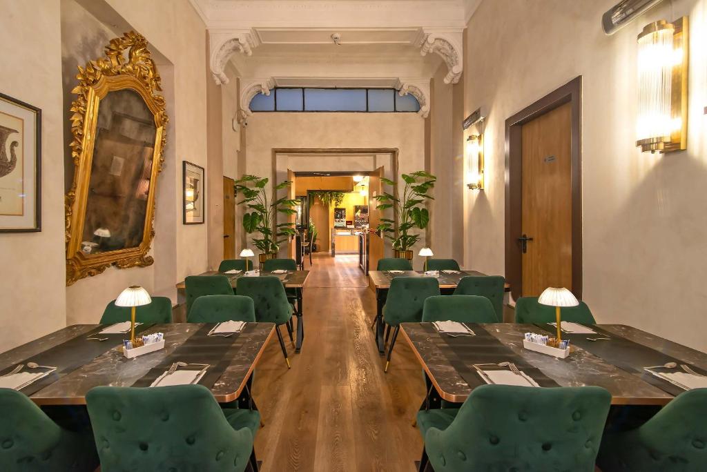 Food and beverages, Hotel Accademia in Rome