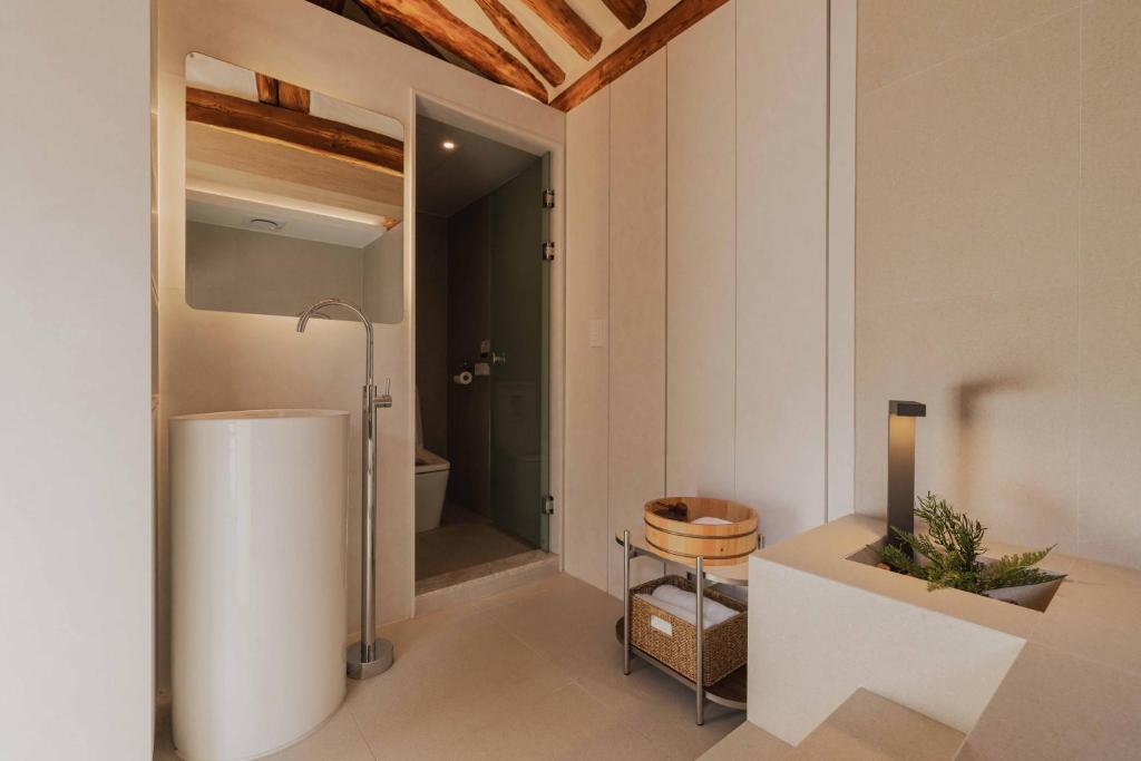 Luxury Hanok Stay CHAEHA