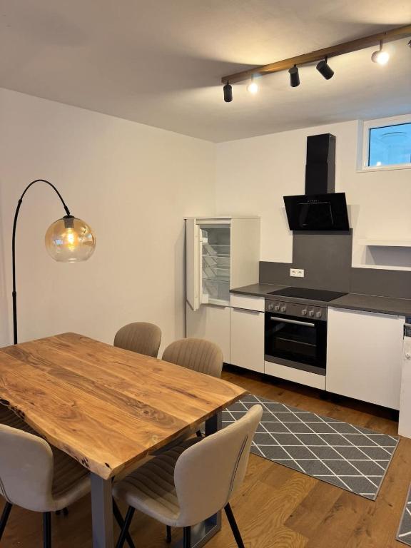 GoldenKey-Suites - Luxury Suite 'Augsburger Dom' - New spacious Apartment in the Heart of Augsburg - At Town Hall Square - 2